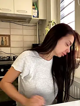 Snapshot of Anna_Nobel chatting on 01-17-26, 07:01 Anna Nobel online show from 01-17-26, 07:01