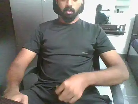 Snapshot of Periyakunji69 chatting on 09-24-25, 03:02 Periyakunji69 online show from 09-24-25, 03:02