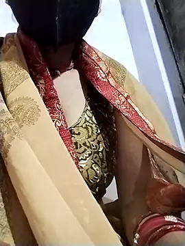 Soniy-Maax online show from 12-18-25, 04:11