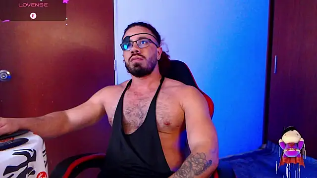 Snapshot of pirata_fitness chatting on 05-28-26, 02:45 pirata fitness online show from 05-28-26, 02:45