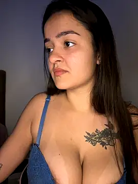 Manu 2002  online show from 10-22-25, 01:49