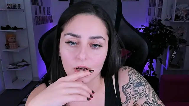 ValeriiMills online show from 01-13-26, 02:43