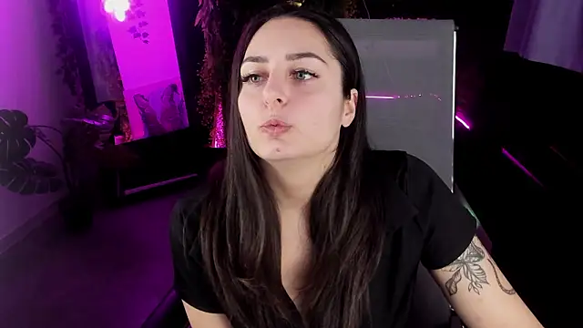 ValeriiMills online show from 02-11-26, 03:01