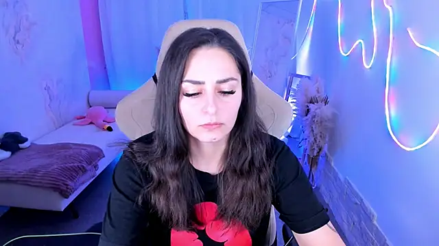 ValeriiMills online show from 12-04-25, 04:06