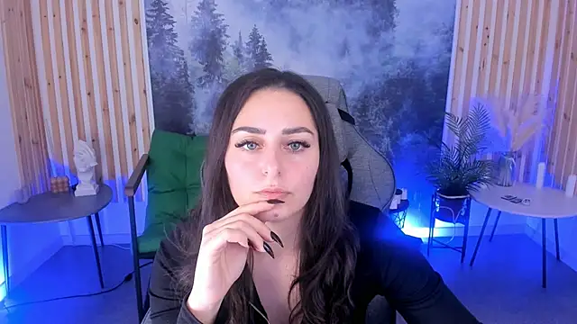 ValeriiMills online show from 12-02-25, 01:57