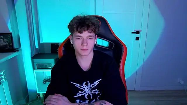 DanyDavis online show from 01-16-26, 01:37