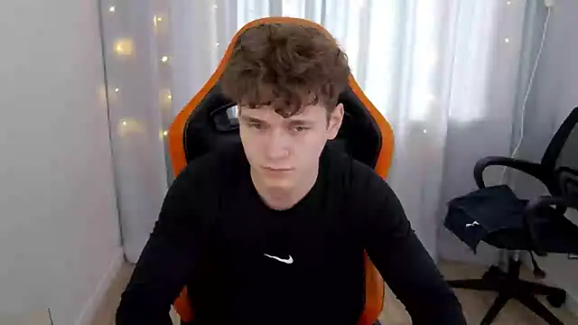 DanyDavis online show from 04-10-26, 08:54