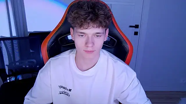 DanyDavis online show from 03-26-26, 08:18