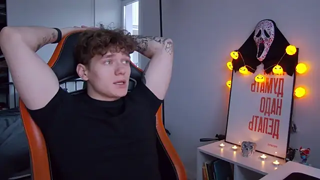 DanyDavis online show from 10-24-25, 12:15