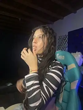 Snapshot of venusgh_ chatting on 10-06-25, 03:19 venusgh  online show from 10-06-25, 03:19