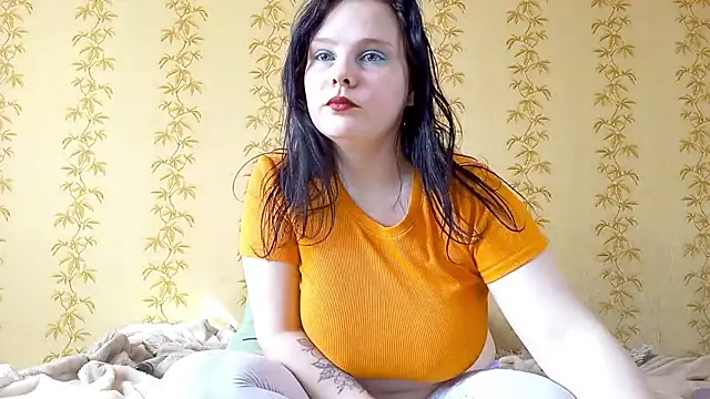 SweetPiggyx online show from 03-19-26, 10:59