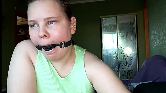 SweetPiggyx online show from 05-11-26, 02:45