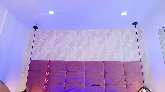 Jenna-Mitchell online show from 10-28-25, 03:51