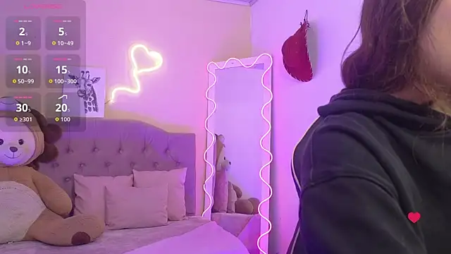 kissy tay online show from 10-21-25, 11:31
