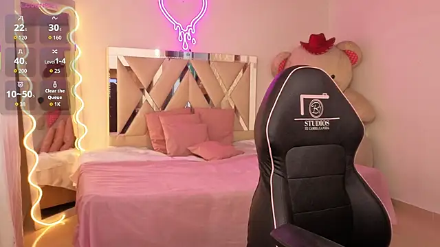 kissy tay online show from 10-16-25, 12:02