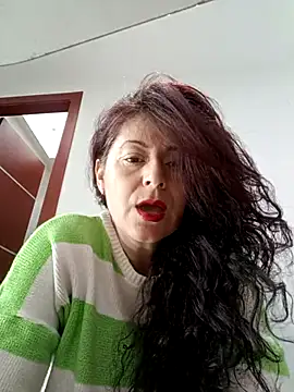 lunadicty online show from 12-20-25, 06:44