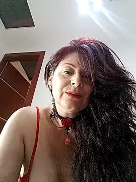 lunadicty online show from 12-04-25, 11:26