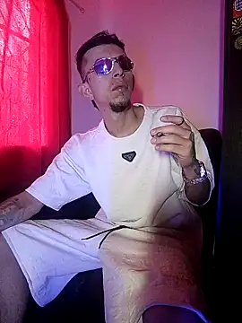 Chris  Jones online show from 09-25-25, 09:21