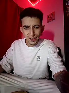 Chris  Jones online show from 10-07-25, 04:35