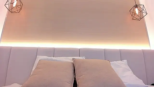 FreyaZimmerman  online show from 02-17-26, 07:55