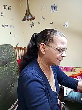 katrina perez online show from 09-12-25, 09:58