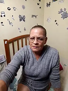 katrina perez online show from 10-18-25, 10:12