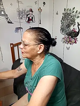 katrina perez online show from 02-08-26, 02:42