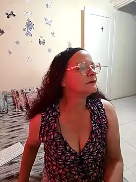 katrina perez online show from 03-21-25, 02:51