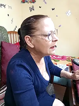 katrina perez online show from 09-19-25, 08:57