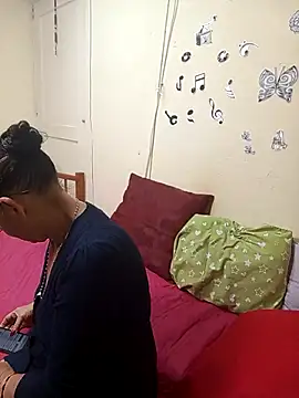 katrina perez online show from 11-13-25, 07:40