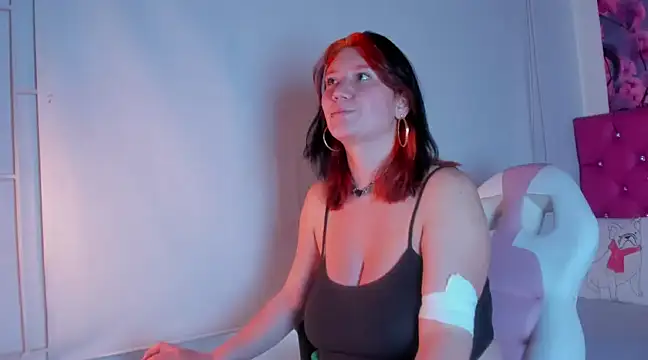 Cerecitaa02  online show from 03-21-25, 07:35