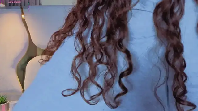 AmmberJones online show from 12-03-25, 12:04