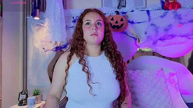 AmmberJones online show from 10-27-25, 12:39