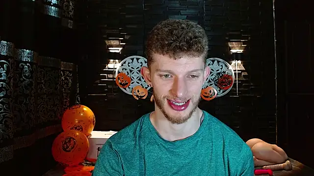 andrewxbi online show from 10-20-25, 04:07