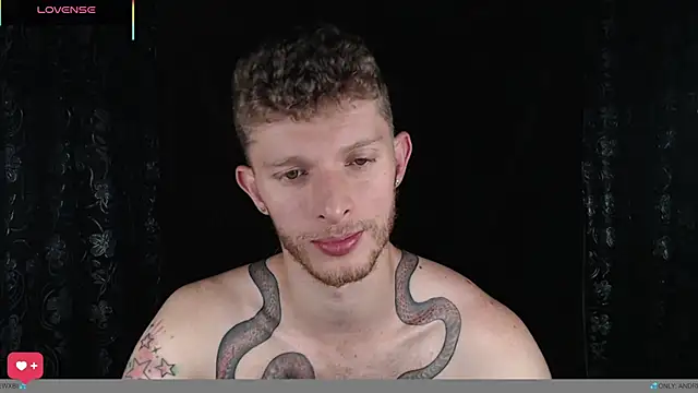 Snapshot of andrewxbi chatting on 05-15-26, 02:37 andrewxbi online show from 05-15-26, 02:37