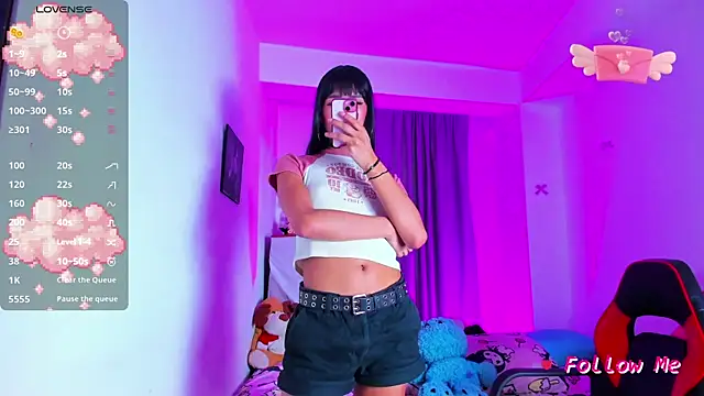 SkylerBennet online show from 04-01-26, 02:57