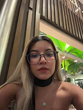 Pretty roxxyy online show from 02-22-26, 01:30