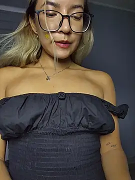 Pretty roxxyy online show from 02-08-26, 12:30