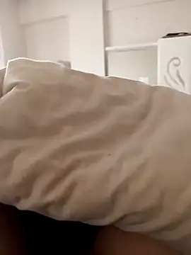 leona633 online show from 02-13-26, 12:05