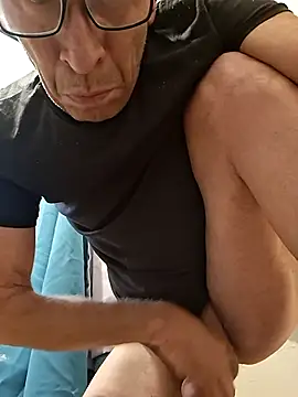 moasslicker online show from 10-14-25, 07:25