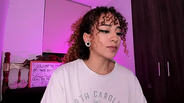 MaryJanelovers online show from 04-08-26, 03:08