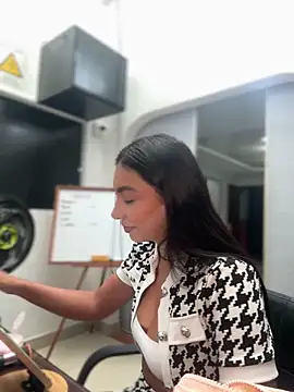 ImAshley1 online show from 09-20-25, 02:00