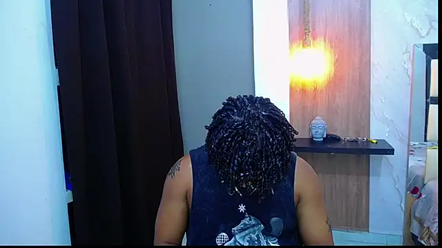 Snapshot of black_king_241 chatting on 09-29-25, 04:19 black king 241 online show from 09-29-25, 04:19