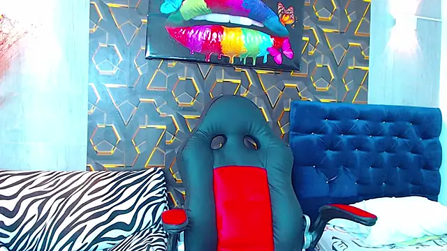 Snapshot of black_king_241 chatting on 10-10-25, 03:18 black king 241 online show from 10-10-25, 03:18