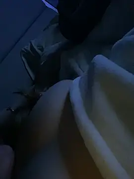 Snapshot of bankruptbabe chatting on 01-14-26, 10:08 bankruptbabe online show from 01-14-26, 10:08