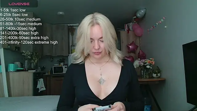 Eva   forever online show from 05-24-26, 06:46