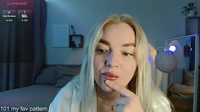 Eva   forever online show from 04-03-26, 04:19