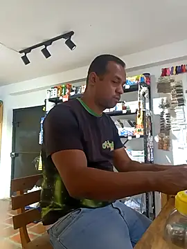 elnegro707070 online show from 10-22-25, 11:09