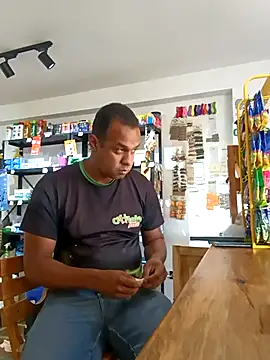 elnegro707070 online show from 10-17-25, 11:12