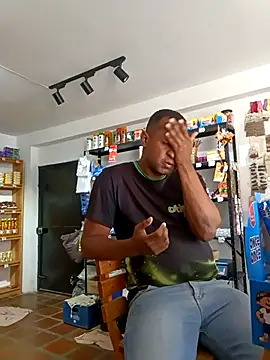 elnegro707070 online show from 11-08-25, 03:15